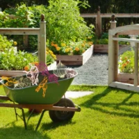 Style-Your-Vegetable-Garden-Hungry-Garden